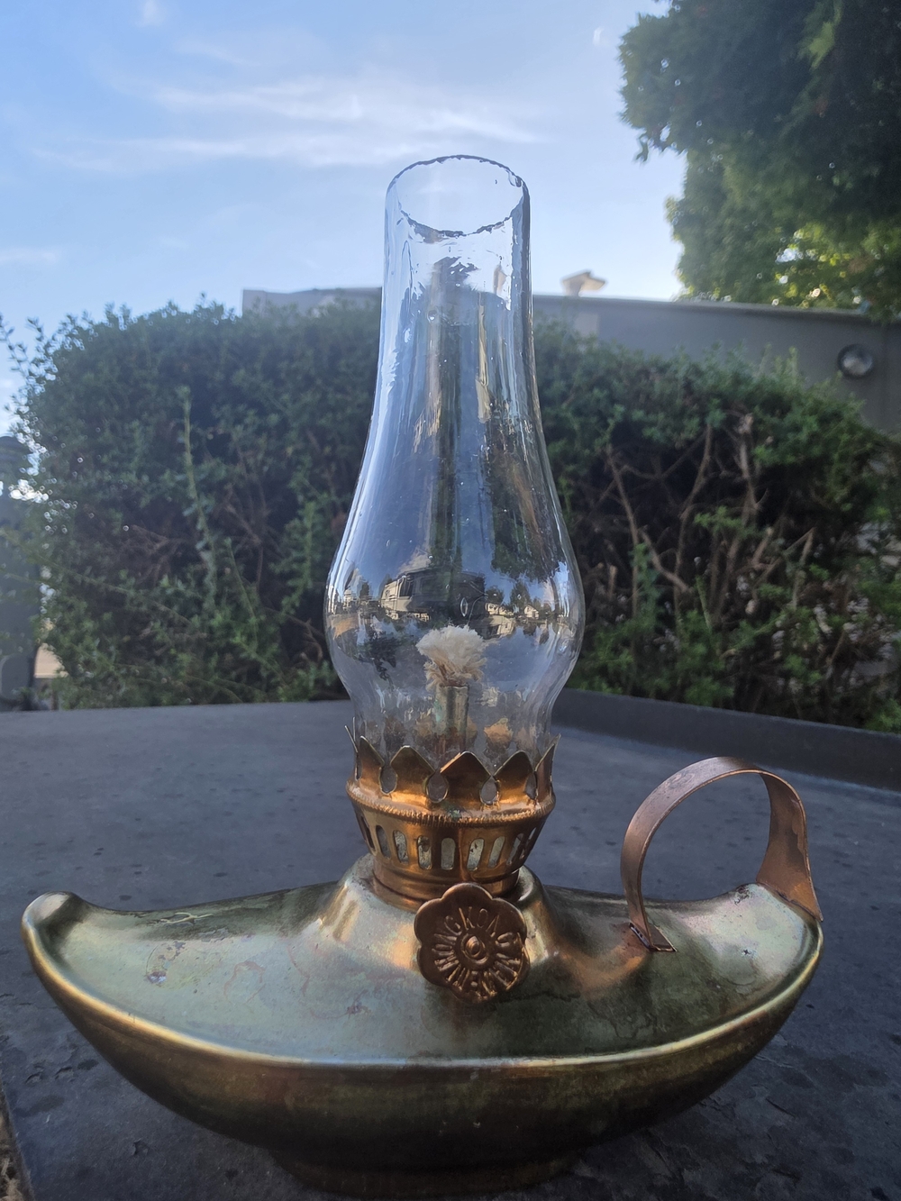 Brass Finish Oil Lamp with Clear Glass Chimney